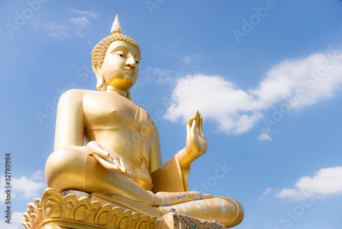 statue of buddha in thailand