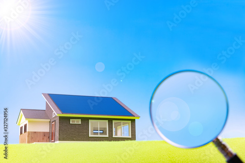 太陽光発電システムの付いた家　エコ住宅　イメージ