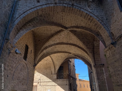 arch of constantine in rome italy