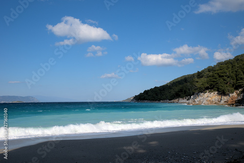 Fototapeta Naklejka Na Ścianę i Meble -  A beautiful beach on the island of Skopelos, Greece . her name is Kastani beach