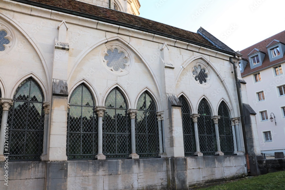 Cathédrale Saint Jean à Besançon - Extérieur de l'église - ville de Besançon - Département du Doubs - Région Bourgogne Franche Comté - France