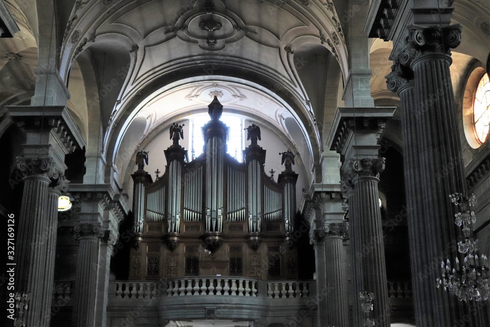 Eglise Sainte Madeleine à Besançon construite au 18 ème siècle