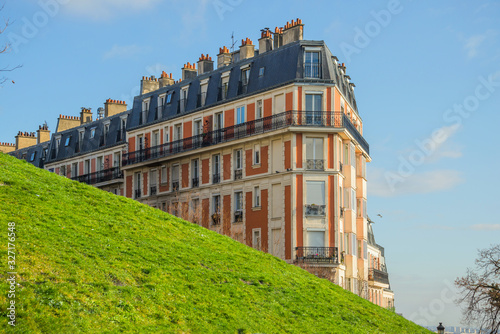 Canvas Print FEBRUARY 1, 2019 - PARIS, FRANCE: Cityscape street view in Paris center