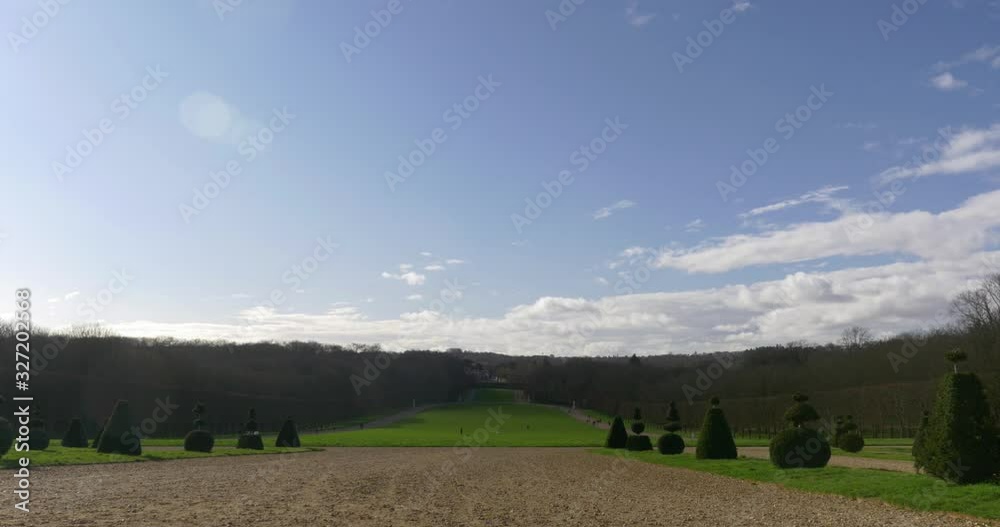 Plaine des quatres statues du domaine de Sceaux