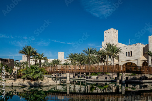 landscape, nature, clear, day, blue, sky, white, clouds, Sunny, light, channel, water, reflections, beach, palm trees, trees, bushes, buildings, structures, bridge, architecture, style, travel, leisur