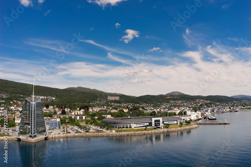 Seaside view of Molde, Norway. The city is located on the northern shore of the Romsdalsfjord and is nicknamed ‘The Town of Roses’.