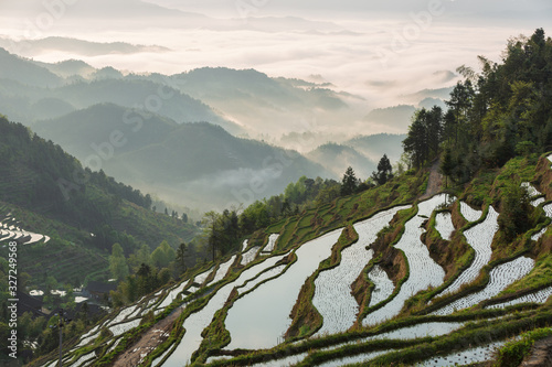 Canvas Print Global agricultural development, China's arable land and water conservancy projects