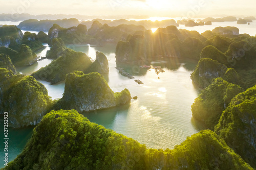Aerial view Vung Vieng floating fishing village and rock island, Halong Bay, ...