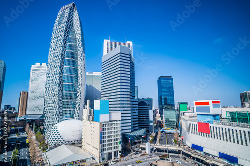 西新宿 高層ビル 東京 日本 青空 ビル群 都市風景 都会