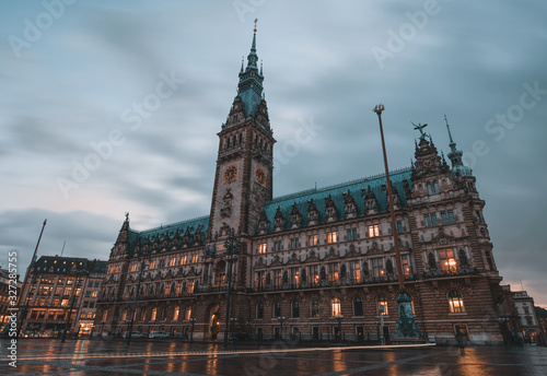Hamburg Rathaus Abend