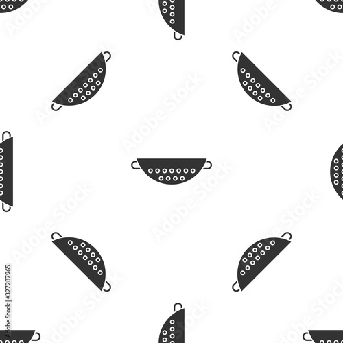 Grey Kitchen colander icon isolated seamless pattern on white background. Cooking utensil. Cutlery sign. Vector Illustration