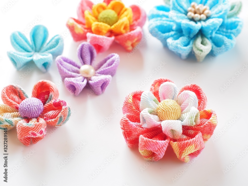 つまみ細工の花 つまみ細工の花