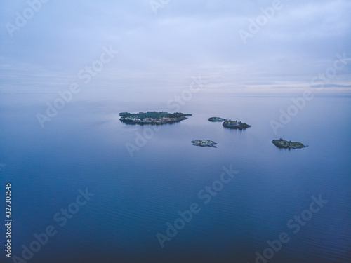 Fototapeta Naklejka Na Ścianę i Meble -  islands in the lake ladoga
