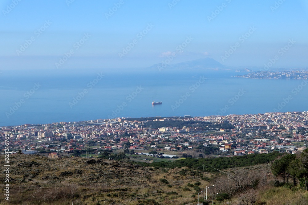 Fototapeta premium Ercolano – Panorama dalla strada provinciale del Vesuvio