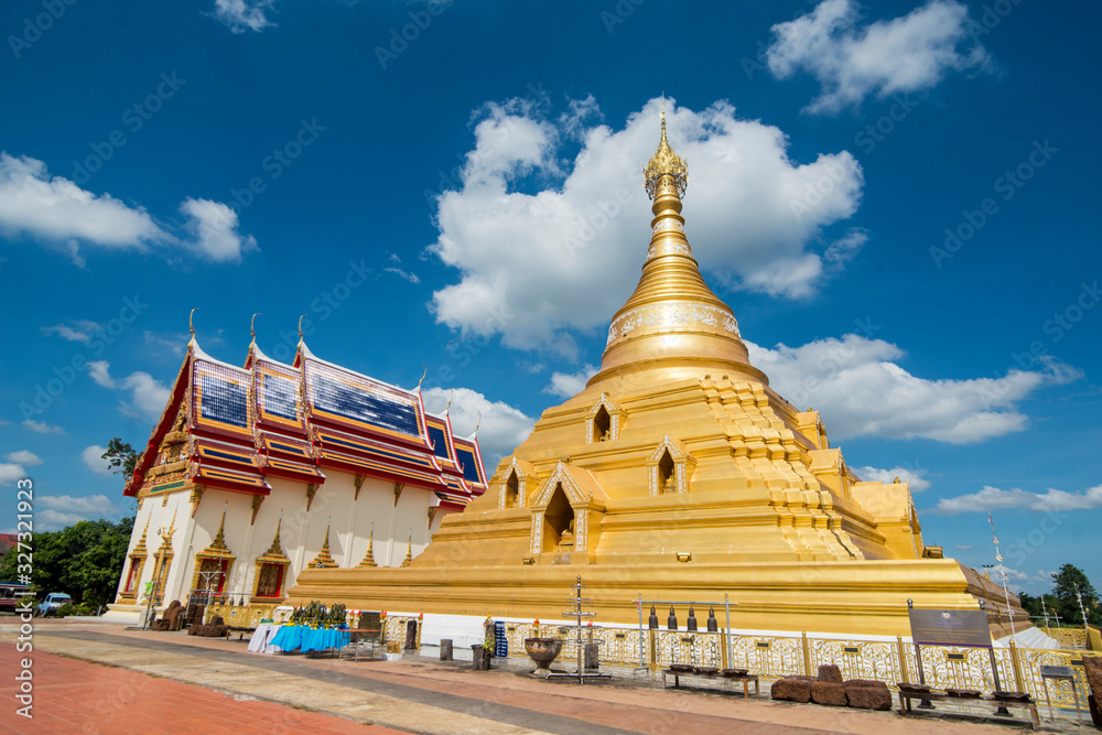 Fototapeta premium THAILAND KAMPHAENG PHET WAT BOROMMATHAT