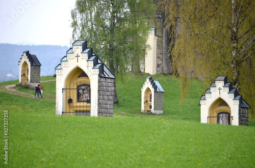 Ein altere Kreuzweg in St. Georgen im Attergau (Bez. Vöcklabruck, Oberösterreich) - An old way of the cross in St. Georgen im Attergau (district Vöcklabruck, Upper Austria) - photo