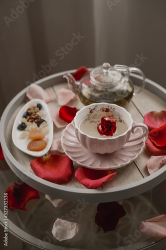 tea and flowers 
