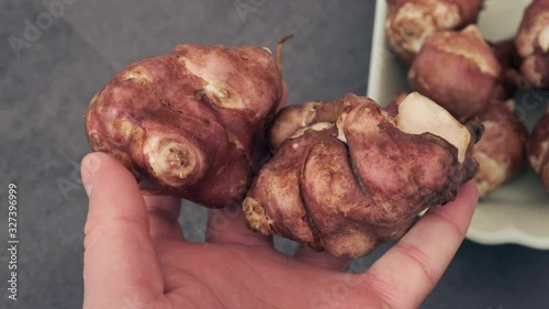 a plate full of Jerusalem artichoke.recommended foods for dieting,