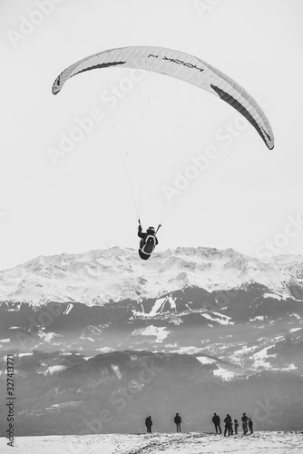 Atterrissage de parachute à Grenoble