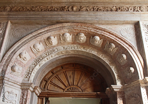 arco di portale; palazzo comunale di Cremona photo