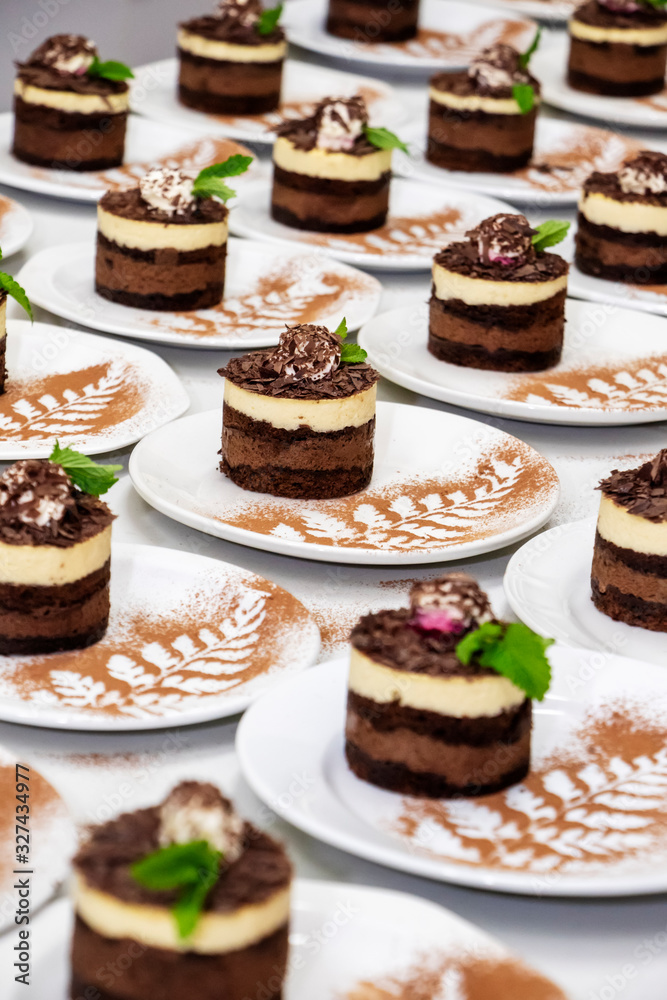 mini cakes mini cakes