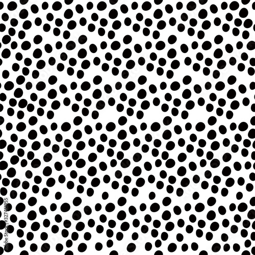 Hand-painted Aligned polka dot pattern variation