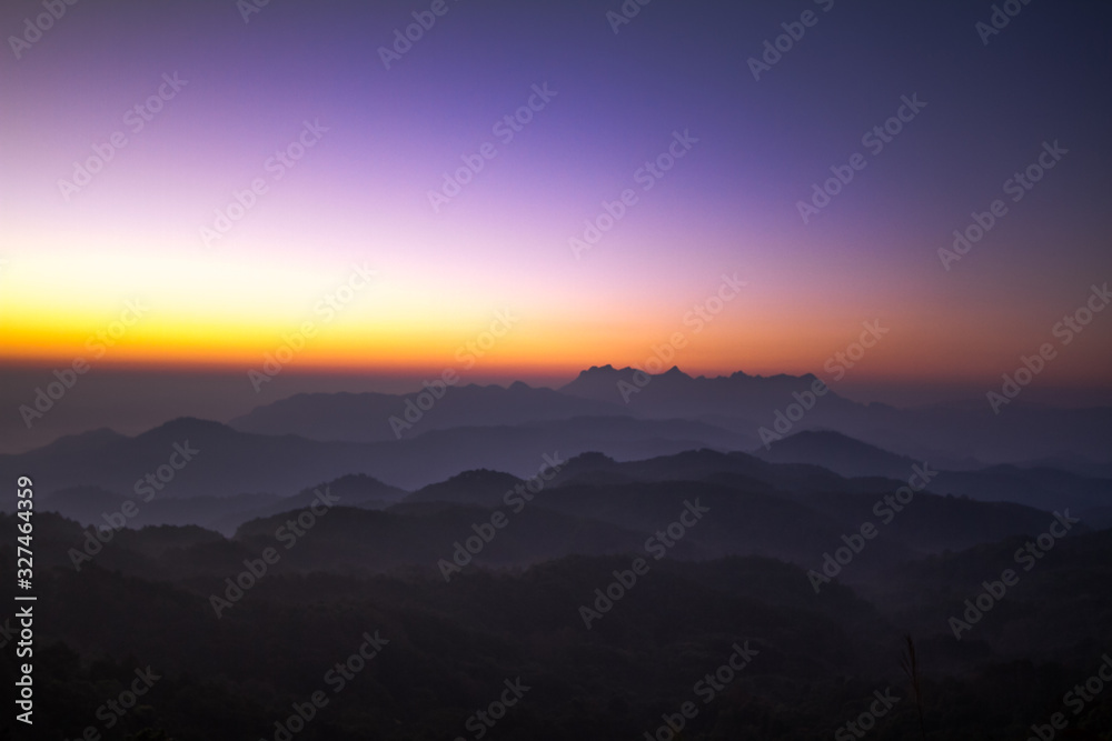 Obraz premium sunset in the mountains