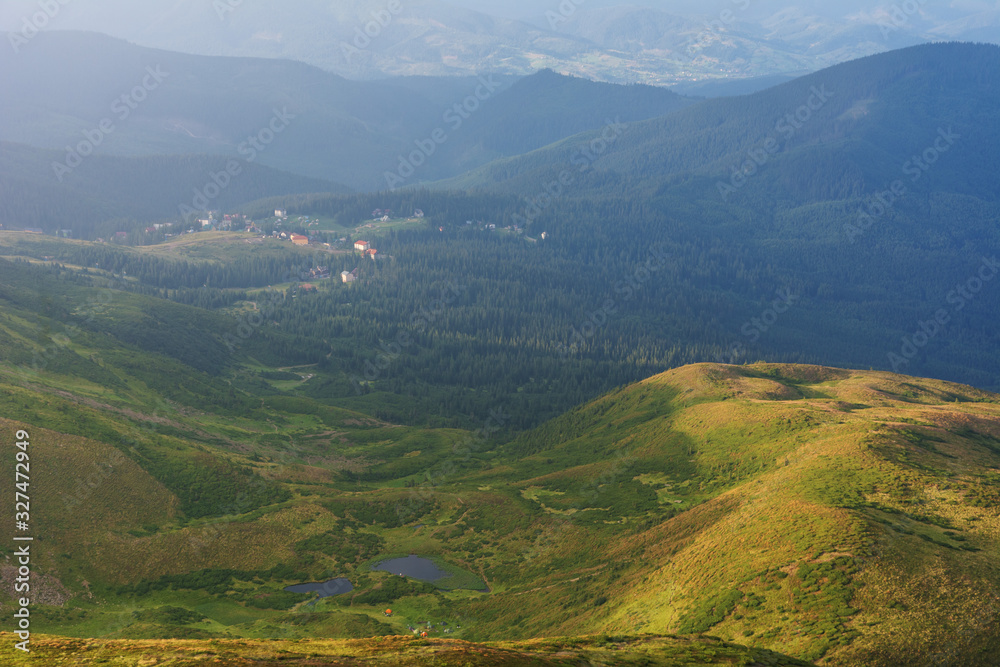 Fototapeta premium Summer in the Ukrainian Carpathians with beautiful mountain scenery