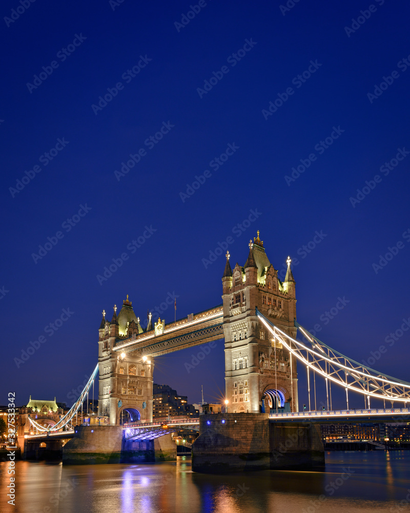 Fototapeta premium Tower Bridge, London, United Kingdom