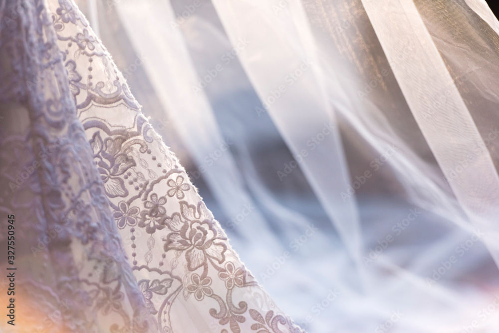 detalhe de vestido da noiva detalhe de vestido da noiva