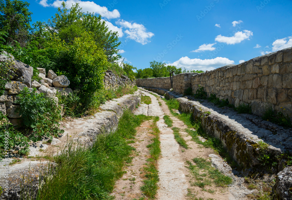 Ancient stony road, Chufut-Kale