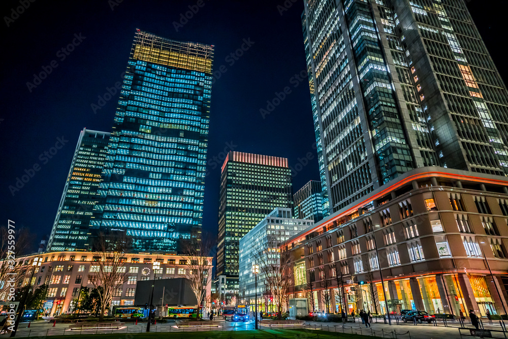 東京駅 丸の内 夜景 ~Tokyo Station And Buildings Night View~	