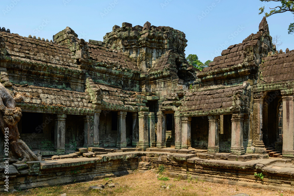 L'entrée principale de la façade Est du temple Preah Khan dans le domaine des temples de Angkor, au Cambodge