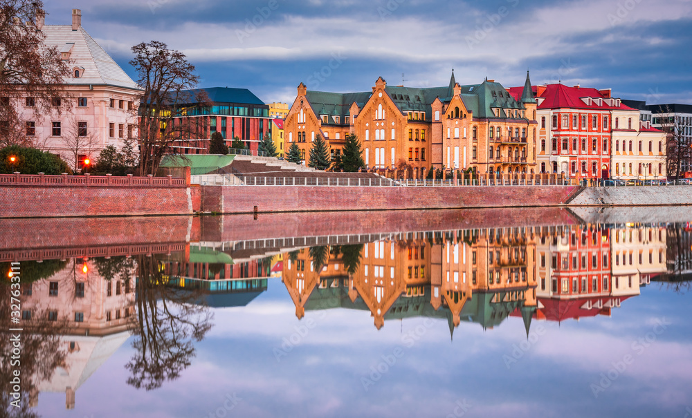 Fototapeta premium Wroclaw, Poland - Cathedral Island and Oder River