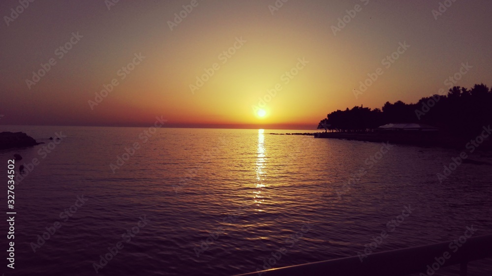 Sonnenuntergang an Kroatiens Küste