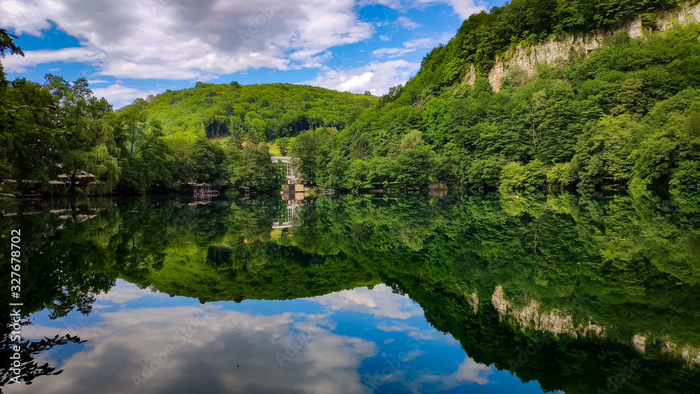 Fototapeta premium lake in the mountains