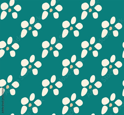 kelly green and cream vintage 70's daisy floral vector seamless pattern 