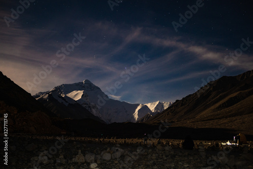 Everest under the stars