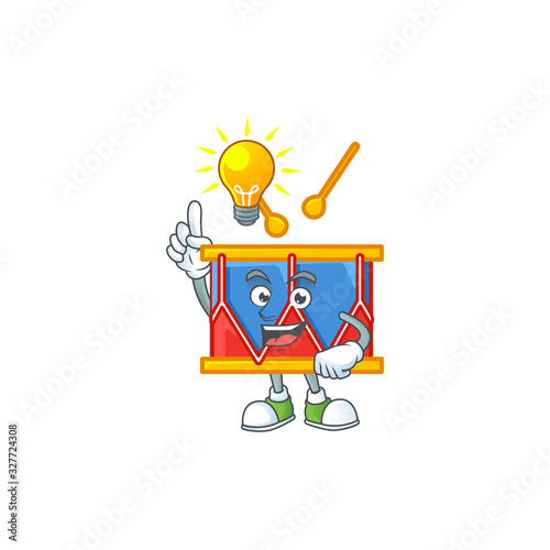 Smart independence day drum cartoon character has an idea © kongvector