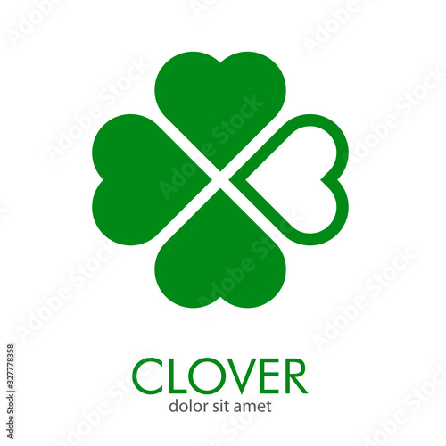 Logotipo con trebol de 4 hojas con una lineal en color verde