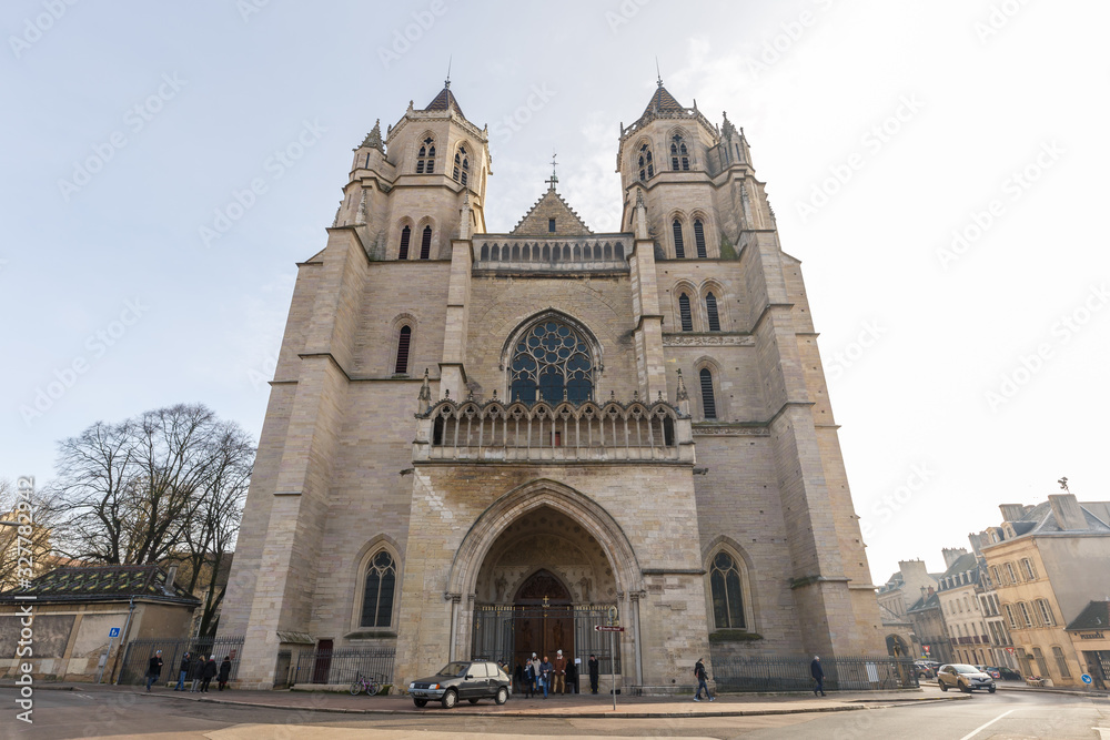 Cathédrale Saint-Bénigne de Dijon, Dijon Cathedral, ancient buildings in Dijon, France