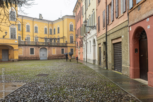 Strade emiliane con foschia