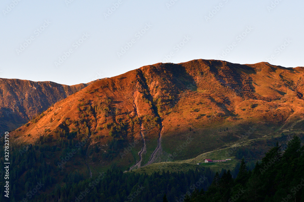 Sonnenaufgang am Plöckenpass	