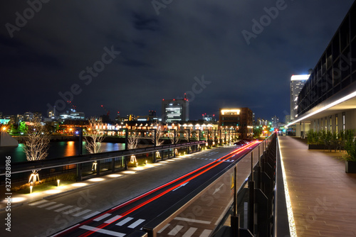 横浜新港埠頭からの夜景