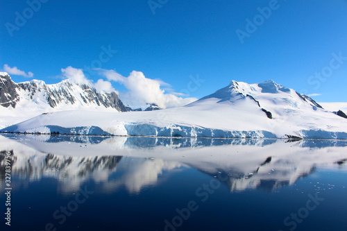 Landscape around the Antarctic Peninsula, Palmer Archipelago, Antarctica © Marco Ramerini