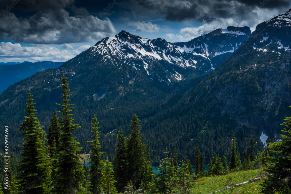 Deep Lake Alpine Lakes Wilderness Washington State Landscape