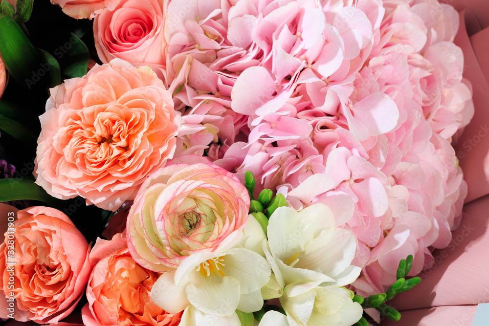 Bouquet of mixed spring flowers close-up view - Image Bouquet of mixed spring flowers close-up view - Image