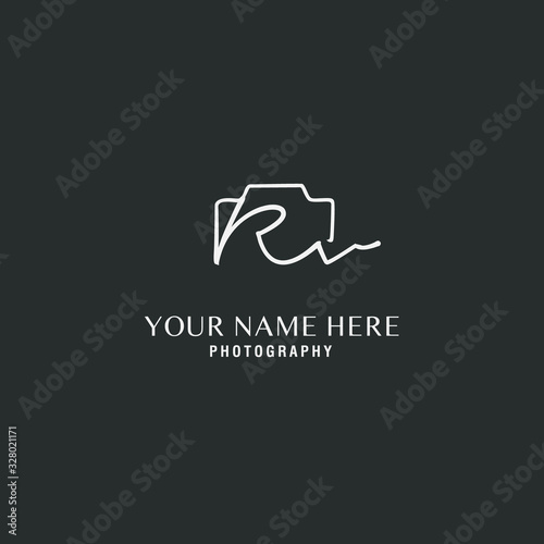 Rv Initial Signature Photography Logo