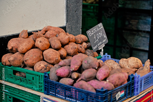 Photography fresh potatoes in the market