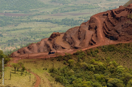 minério de ferro em Corumbá, Mato Grosso do Sul, Brasil photo